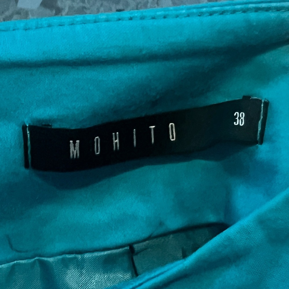 Blue Skater Mini Skirt for Resort Wear - Picture 6 of 7